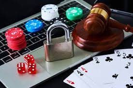 Layar jadwal live permainan di platform super138 menampilkan dealer, batas taruhan, dan status meja